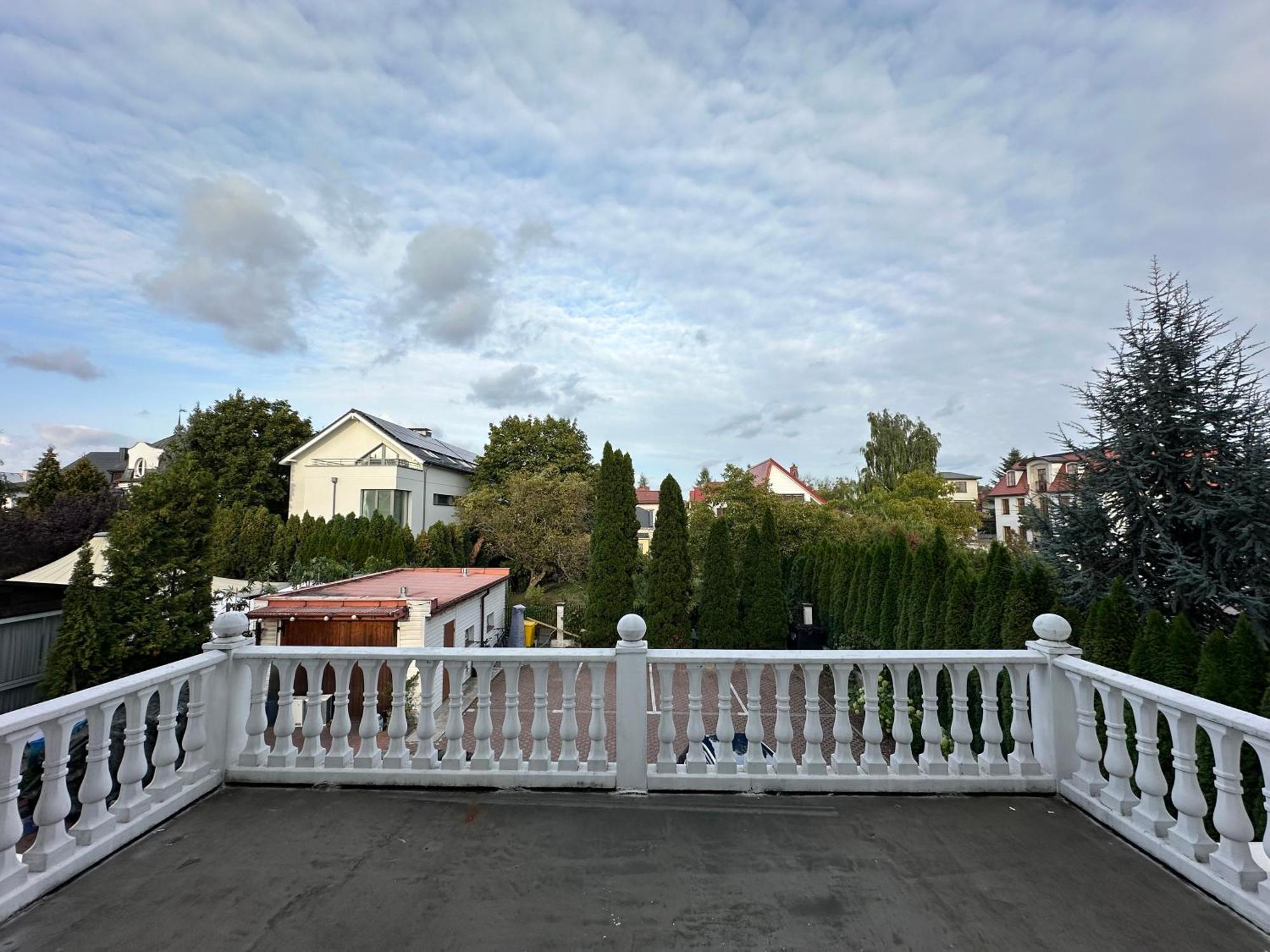 Lezzet B&B Pokoj Goscinny & Turkishrestaurant Varsovie Extérieur photo